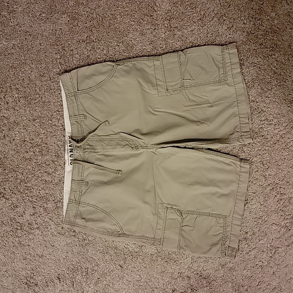 Old Navy cargo shorts
